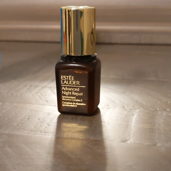 Laneige water bank essence - Picture 4 of 4